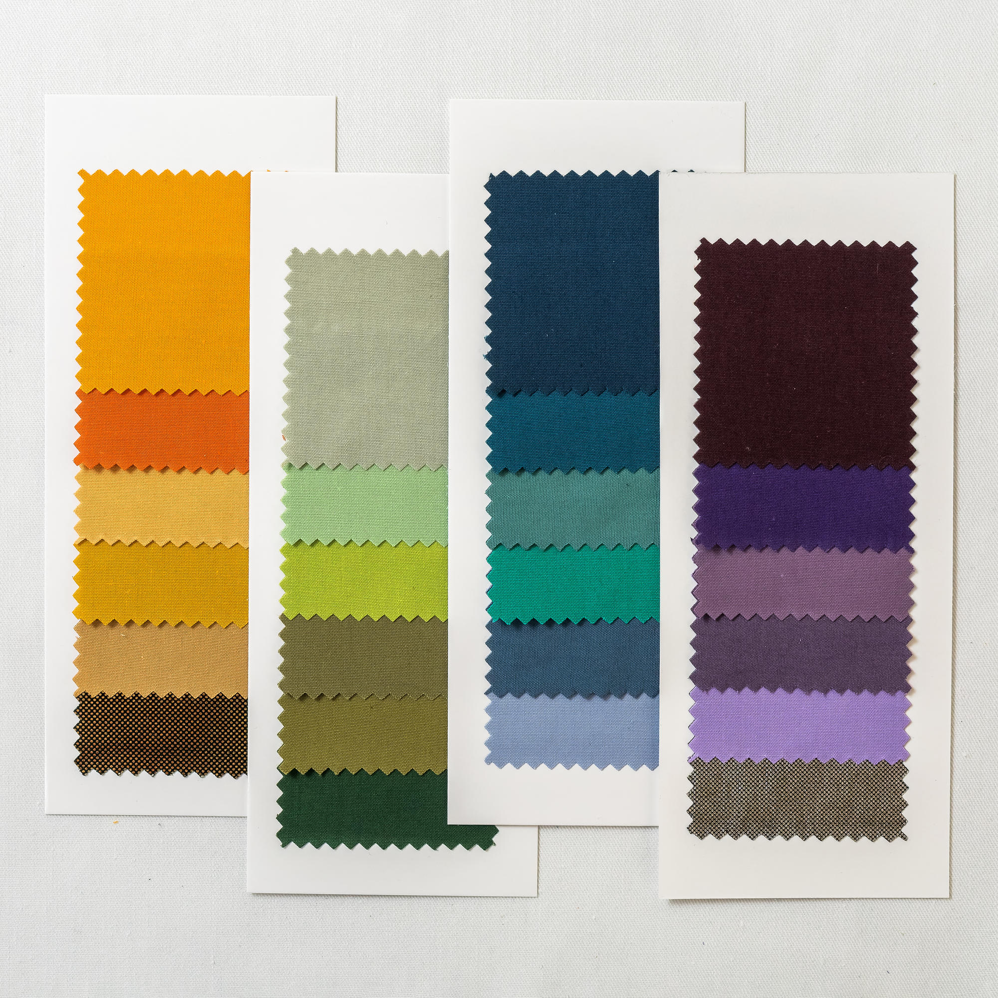Soft Autumn Extended Seasonal Wallet first palette